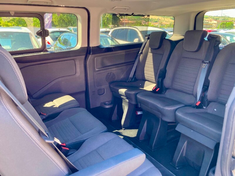 FORD Tourneo Custom 1ª s Tourneo Custom 320 2.0 EcoBlue 170CV aut. PL Titanium